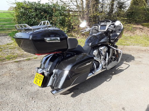 Indian challenger harley - indian,