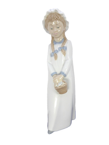 Lladro girl holding - (nao, a