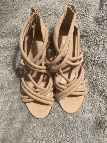 Light pink wedge heels - pink,