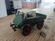 Universal Hobbies Mercedes