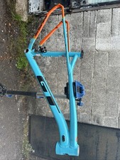 Medium GT Avalanche Expert MTB Frame For 29” Disc Wheels Tapered 1 1/8” BSA Neon