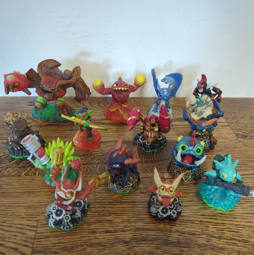 Skylanders figures job lot - skylanders,