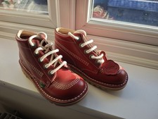 *** NEW Kickers boots for