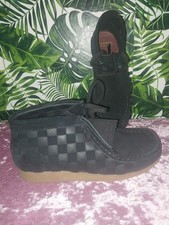 orginal wallaby size 2 boys