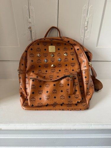 Mcm authentic visetos style - mcm,