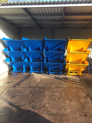 Forklift tipping skip waste - tipping,
