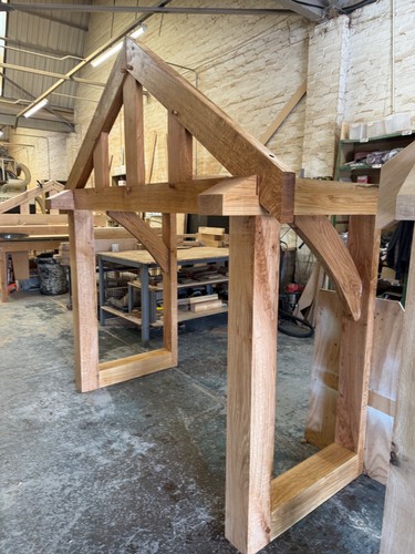 Display oak porch - display,