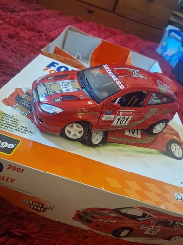 Burago metal kit ford focus - ford,