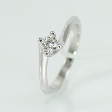 Woman's Solitaire Ring by