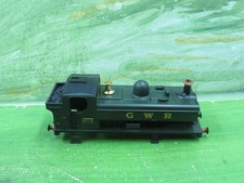 Hornby R300 0-6-0 Pannier tank