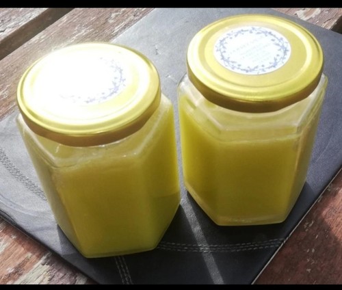 Healing comfrey salve