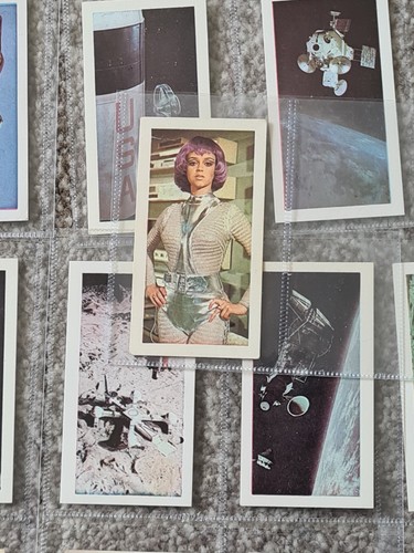 Barratt ufo cards total - 35,