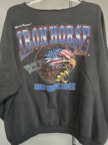 Y2k vintage 2002 - iron, horse