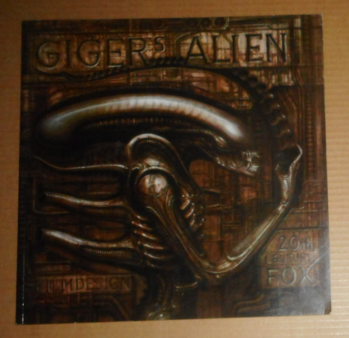Giger alien titan - giger's,