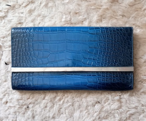 Blue faux crocodile leather - faux,