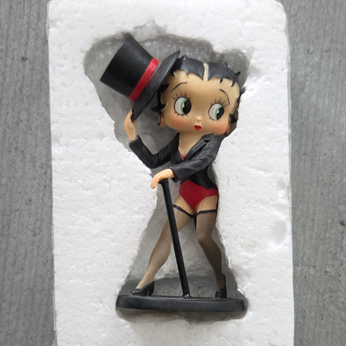 Betty boop figurine - c&s,