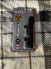 Mag-Lite Mini Xenon Flashlight
