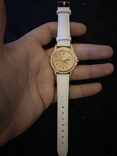 Ladies watch full working - in,