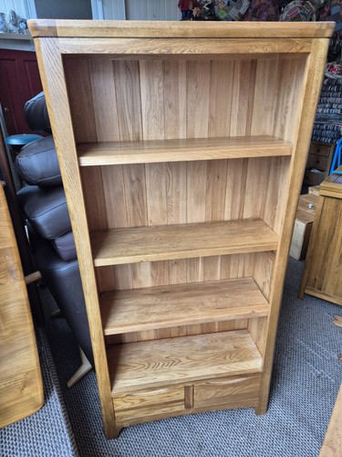 Used oak furnitureland - used,