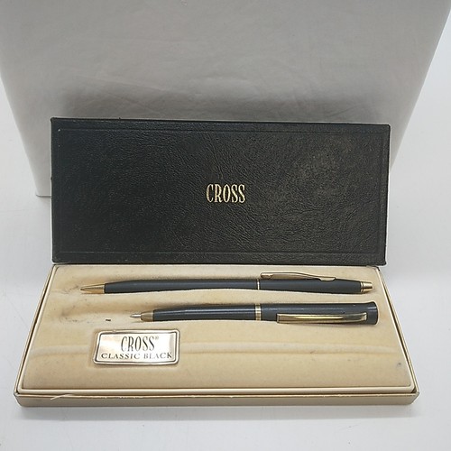 Vintage cross classic - vintage, black