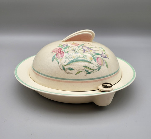 Muffin dish and cover - muffin,