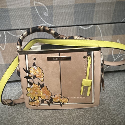River island small - river,