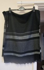New Ladies large Black & Grey