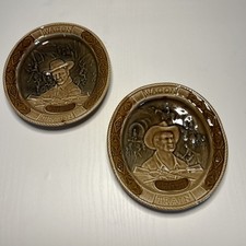 Set Of 2 Vintage Wade Oval