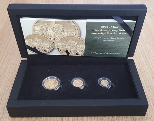 22ct gold day - gold, of