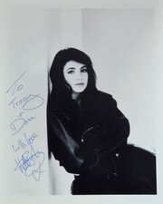 Kate Bush autographed personalized** pic 20x25cm