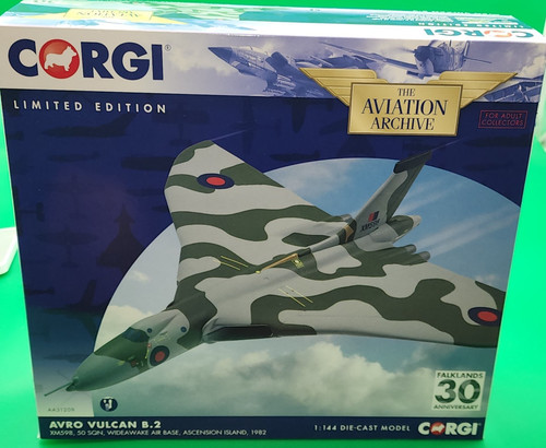 Corgi aa31209 avro - avro, b.2