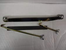 TRIUMPH STAG BATTERY CLAMP