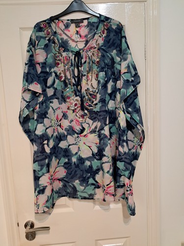 Primark blues mix - floral, beach