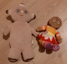 12 Inch Makka Pakka With Sounds Plus Small Upsy Daisy.