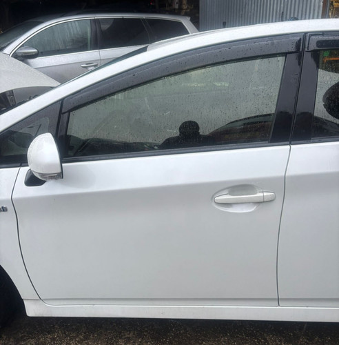 Toyota prius mk3 2009 2015 - toyota,