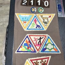 Vintage 1990 Brownie Girl