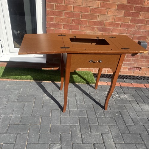 Vintage sewing machine wooden - ,