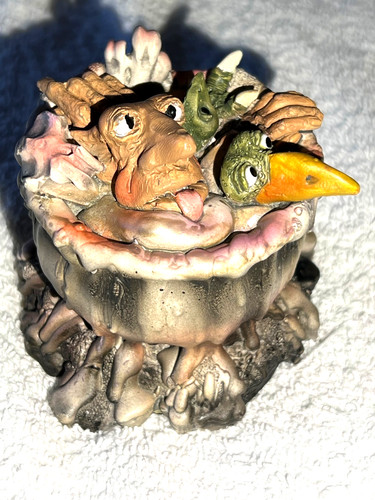 Nasty cauldron gf07 witches - cauldron,