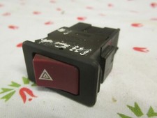 NISSAN BLUEBIRD SUNNY MICRA K10 HAZARD SWITCH BUTTON NILES 15105
