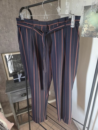 Elegant tags pinstripe striped - elegant,