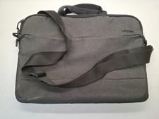 Incase Classic Universal