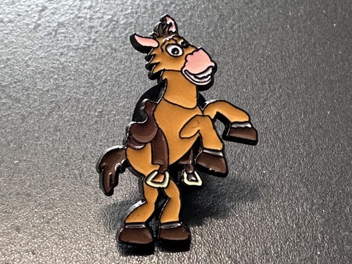 Bullseye horse enamel pin - horse,