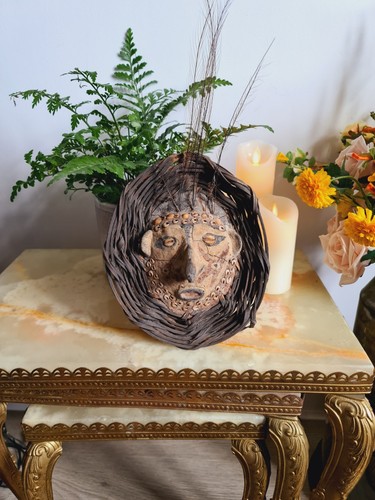 Antique oceanic clay mask - ,