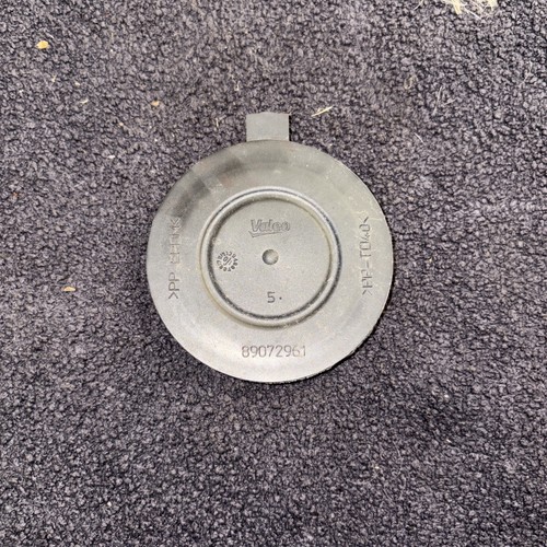 Valeo headlight assembly dust - headlight,