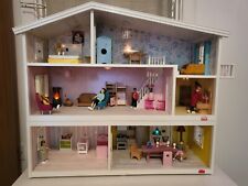 Lundby extended dollhouse with working lights, furniture and dolls