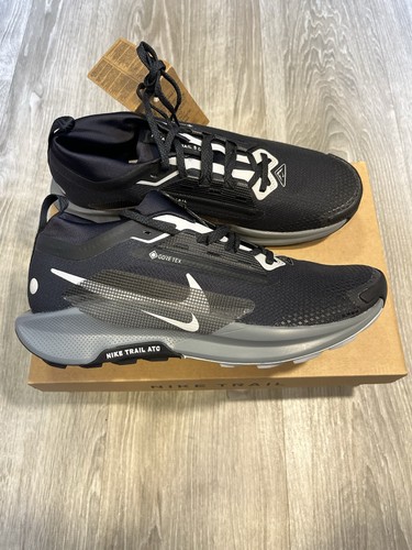 Nike pegasus trail gtx uk8 - 5,