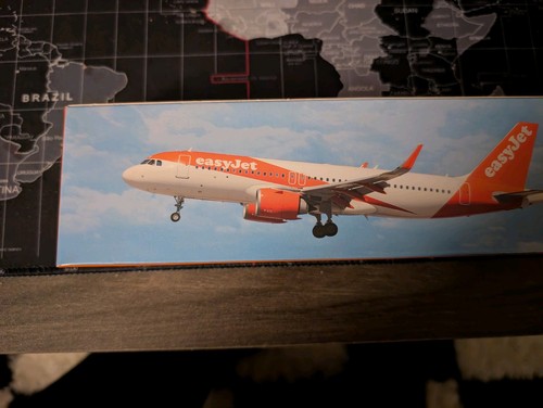 Brand new box - easyjet, a320