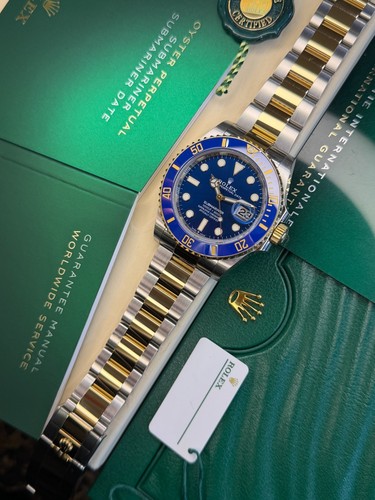 Rolex submariner date - submariner, "bluesy"
