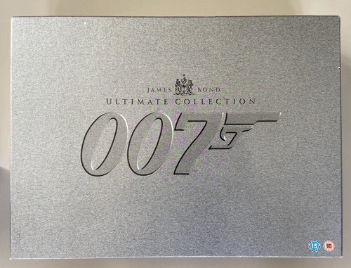 James bond ultimate - james,