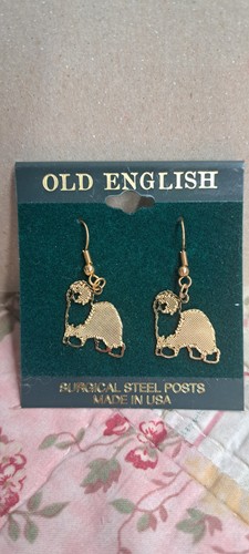 Old english sheepdog gold - english,